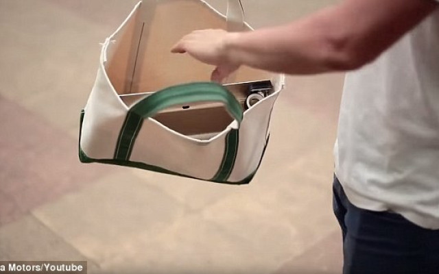 WalkCar: Like a MacBook on Wheels [Video]