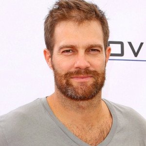 Geoff Stults