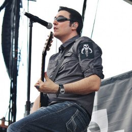 Benjamin Burnley  profile picture