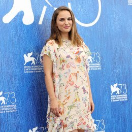 Natalie Portman  profile picture