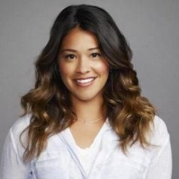 Gina Rodriguez profile picture