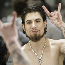 Dave Navarro profile picture