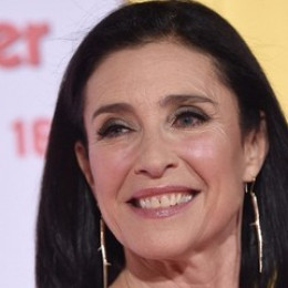 Mimi Rogers profile picture