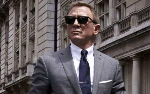 Daniel Craig profile picture