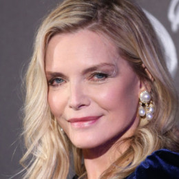 Michelle Pfeiffer profile picture