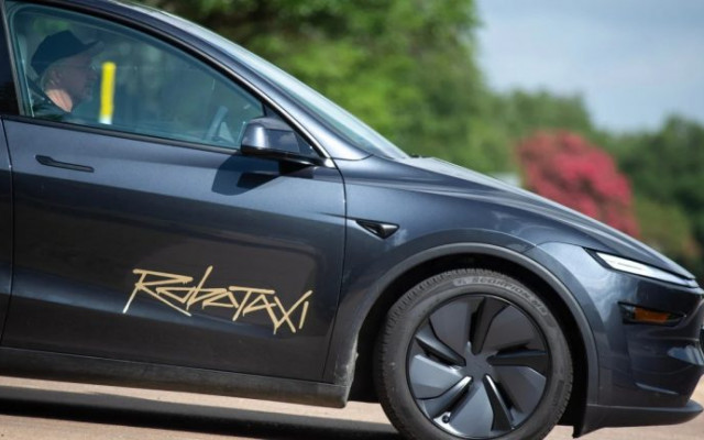 Robotaxi Revolution Begins in Austin: A Game-Changer for Autonomous Investing?